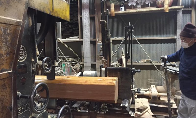 11 27 やまね酒造の木桶に使う西川材を製材いたしました やまね酒造株式会社